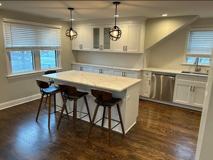 Building Photo - 1088 Bloomfield Ave #2