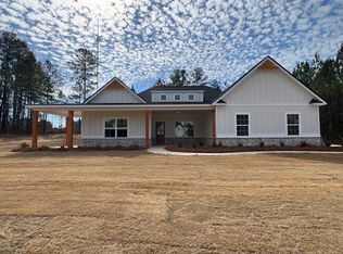 311 Mulberry Crossing Dr, Cataula, GA 31804