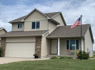3101 SE Keystone Dr, Grimes, IA 50111