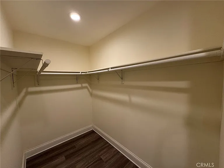 14934 Burbank Blvd #102 — Photo 18