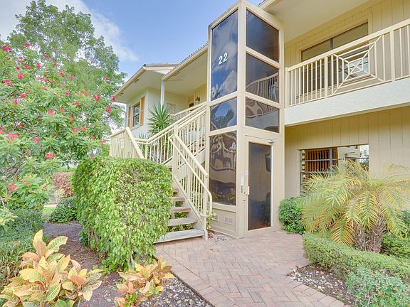 3rd image of 22 Eastgate Dr APT B