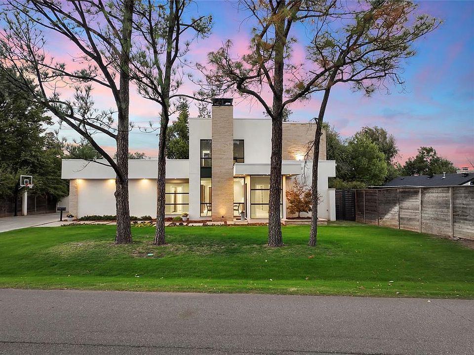 1st image of 2805 Drakestone Ave