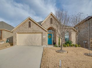 3313 Lone Brave Dr, Fort Worth, TX 76244