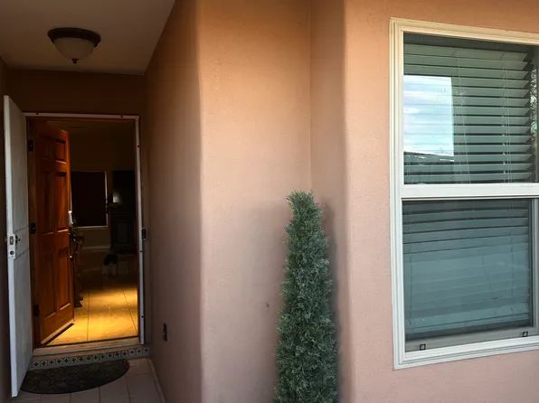 7437 Saratoga Ln, Santa Fe, NM 87507