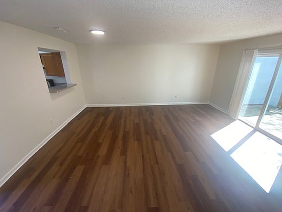 5th image of 1222 Westdale Dr