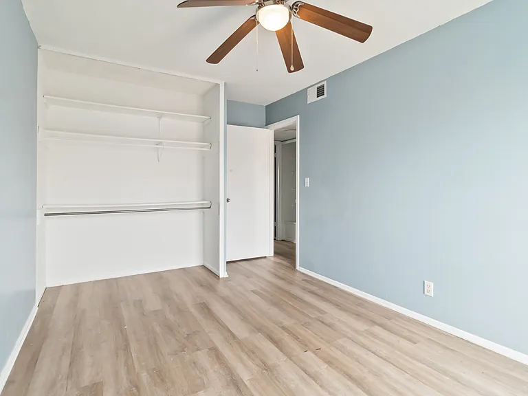 7104 Glen Mist — Photo 5