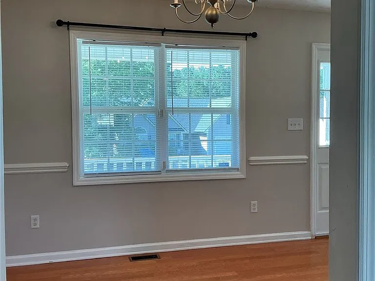 4437 Scenic Pines Dr — Photo 8