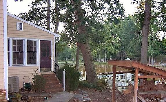 4th image of 1231 Butternut Dr
