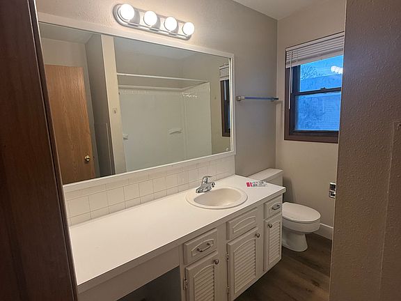 5th image of 437 N Millwood Ave #2