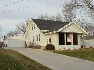 1137 N Ave, Nevada, IA 50201