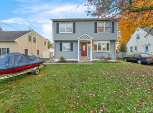 336 Lorraine Ave, Middlesex, NJ 08846