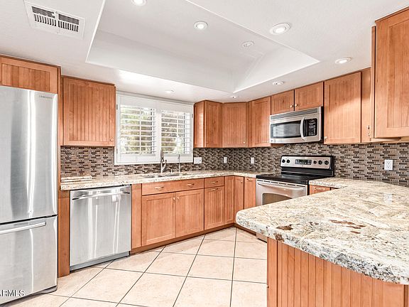 4th image of 9745 N 95TH Street #230