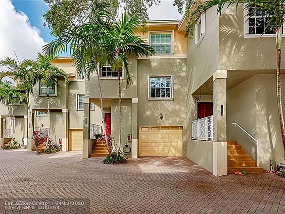 2nd image of 1225 SW 4th Ave #1225