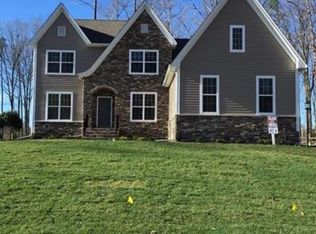 6806 Buglers Trail Ln, Moseley, VA 23120