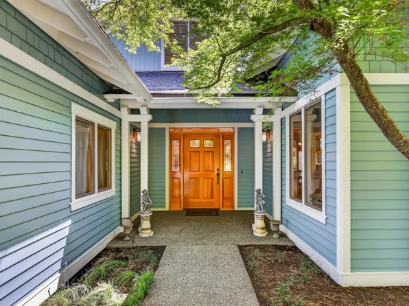 602 Ashland St, Ashland, OR 97520