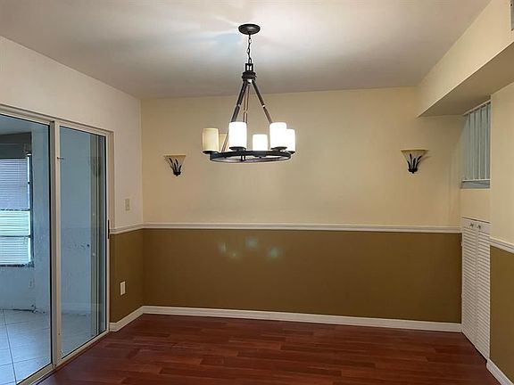 5th image of 1325 SE Rivergreen Cir