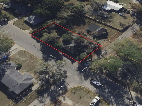 5th image of 815 E Force St