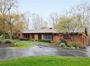 1051 Fox Chapel Rd, Pittsburgh, PA 15238