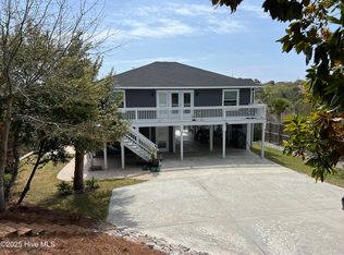 7327 Archers Creek Dr, Emerald Isle, NC 28594