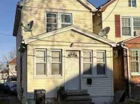 17347 105th Ave, Jamaica, NY 11433