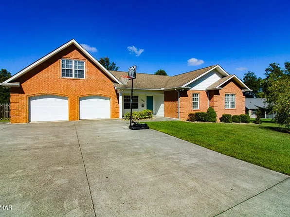 2209 Rogers Pl, Sevierville, TN 37876