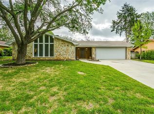 3905 Twilight Dr S, Benbrook, TX 76116