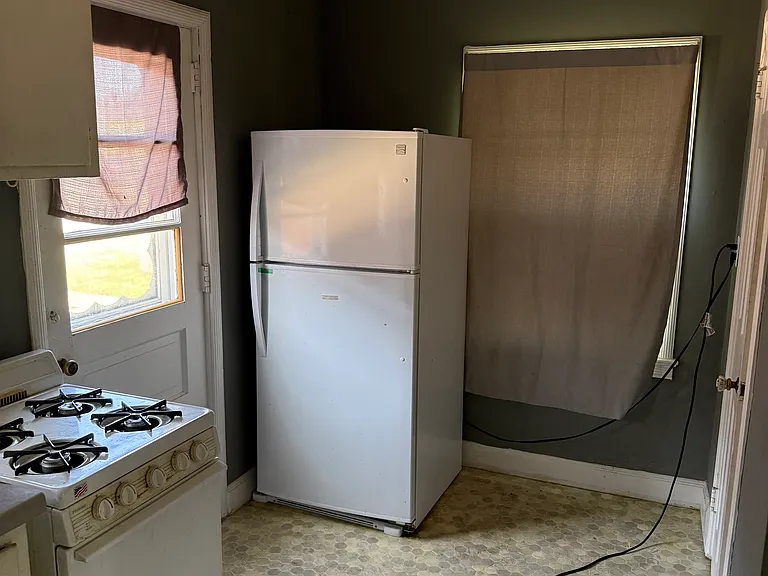 5118 N 2nd St #6 — Photo 5