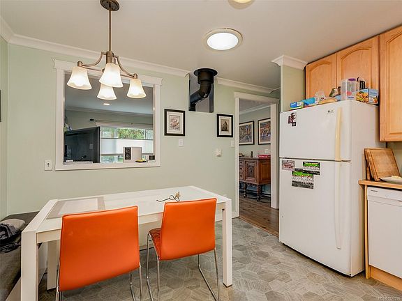 5th image of 2818 Carlow Rd