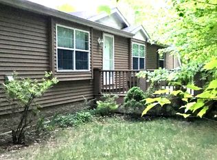 N9304 Baker Ln, Crivitz, WI 54114