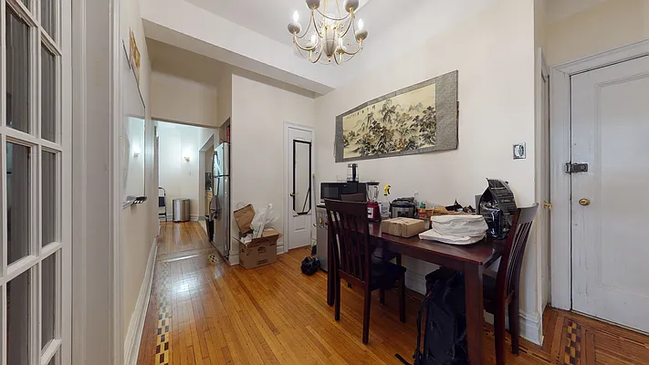 Rented by Bond New York | media 29