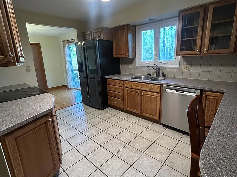 643 Wiltshire Dr — Photo 11