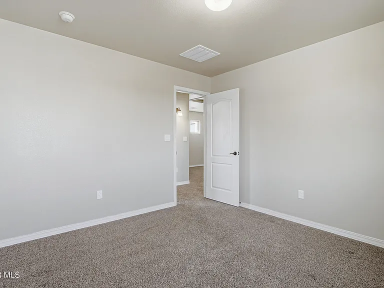 14844 Sunny Land Ave — Photo 40