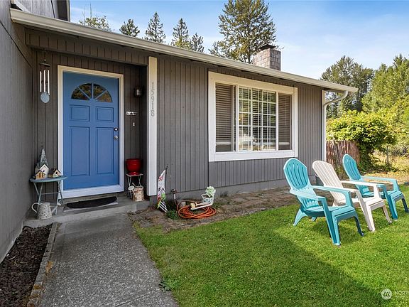 3rd image of 15918 119th Avenue E