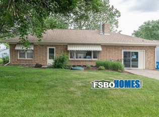 3824 15th St #B, Moline, IL 61265