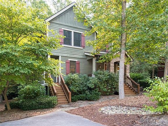 2nd image of 53 Rolling Meadow Ln