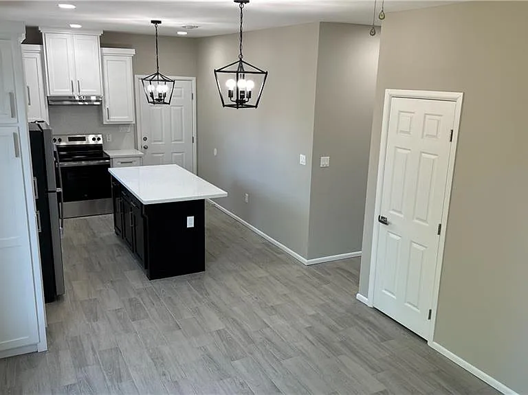 3711 Chapa Ave — Photo 3