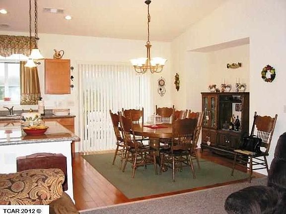 4th image of 299 Woodside Dr
