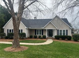 130 River Crest Ct, Clemmons, NC 27012