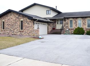 2705 Lake Park Dr, Lynwood, IL