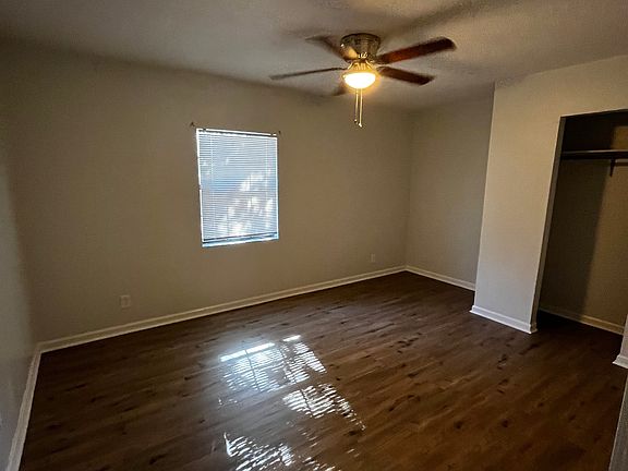 2nd image of 5470 Ergill Ln