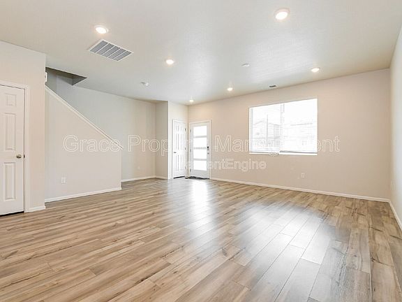 5th image of 12232 Creamery St
