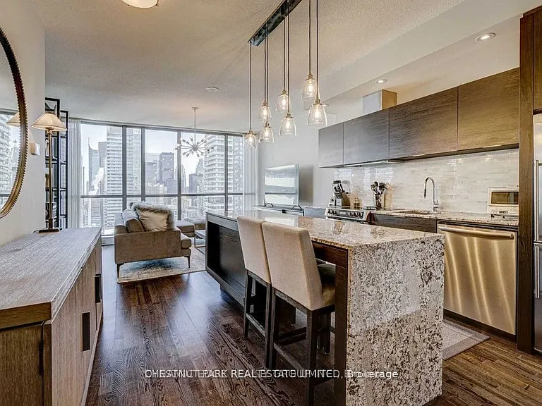 8 Charlotte St #2904 — Photo 6