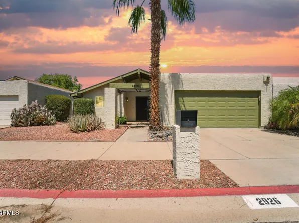 2926 W ALTADENA Avenue, Phoenix, AZ 85029