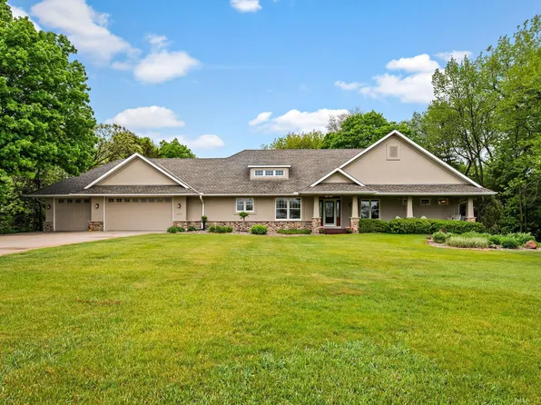 3990 Golfview Dr, Jordan, MN 55352