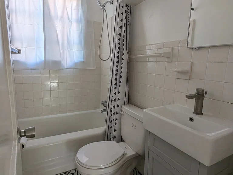 1504 Juniper St — Photo 19