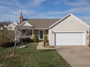 2000 Walnutwood Ct, La Grange, KY 40031