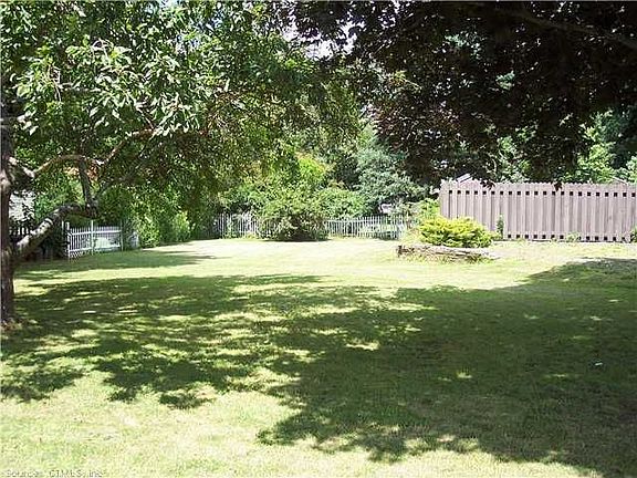 3rd image of 64 Dohm Ave