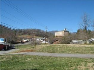 37 Crestview Hts, Sylva, NC 28779