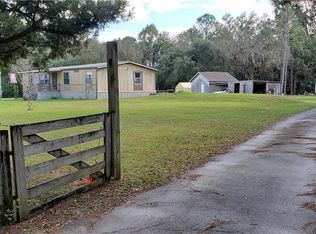 2155 Retreat Rd, Geneva, FL 32732