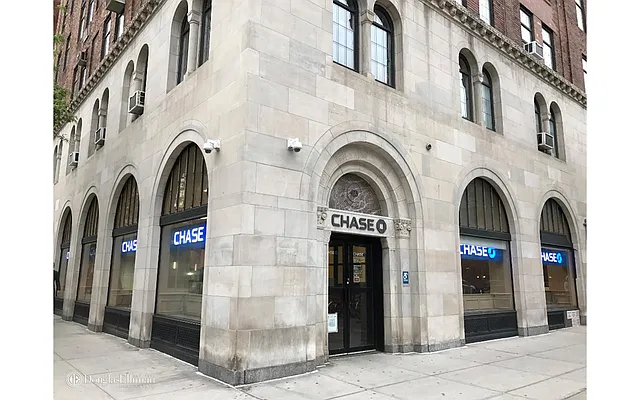 Sold by Douglas Elliman | media 60